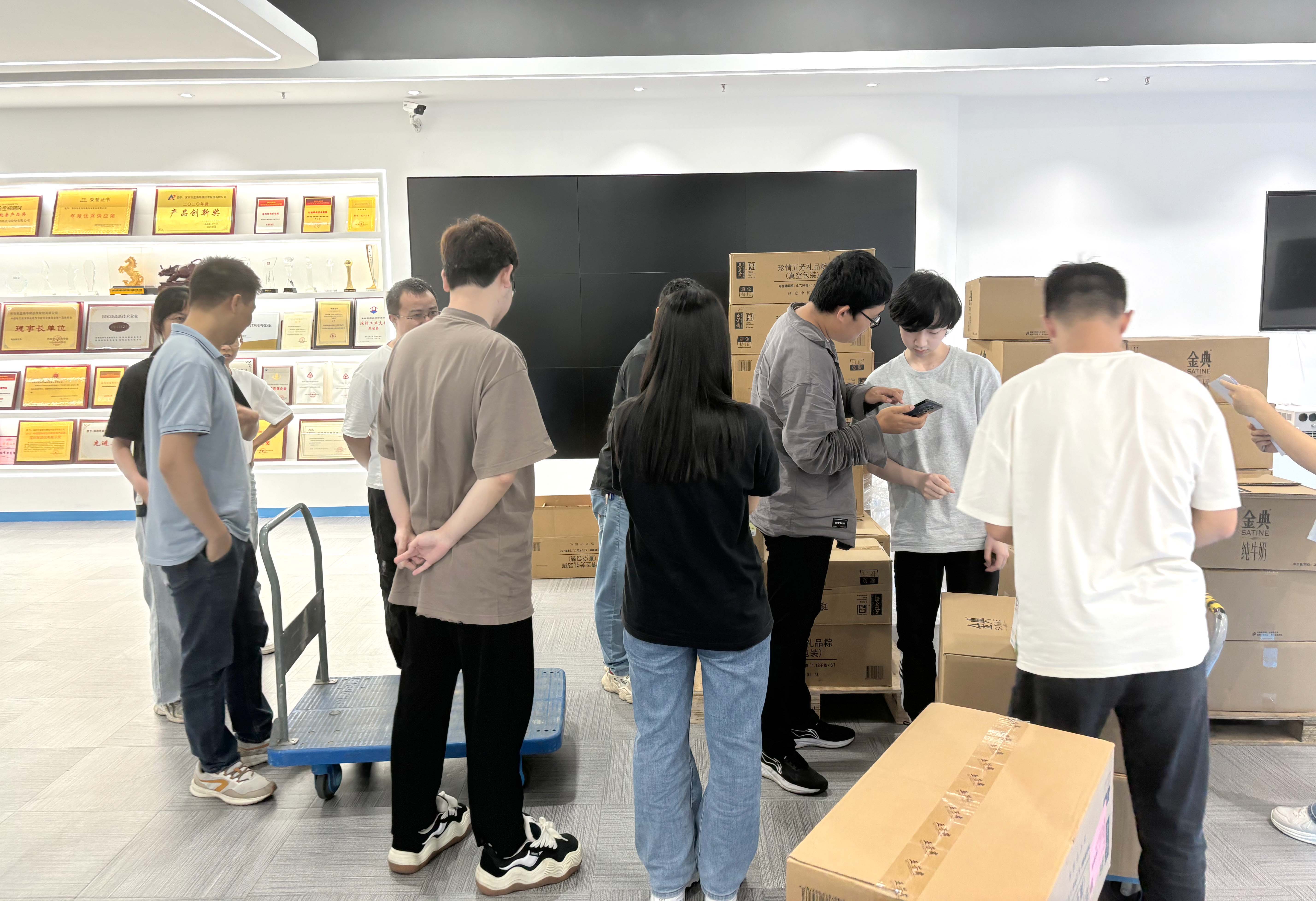 粽香迎端午 关怀暖人心｜太阳集团tyc122cc为全体家人们发放端午节福利啦！